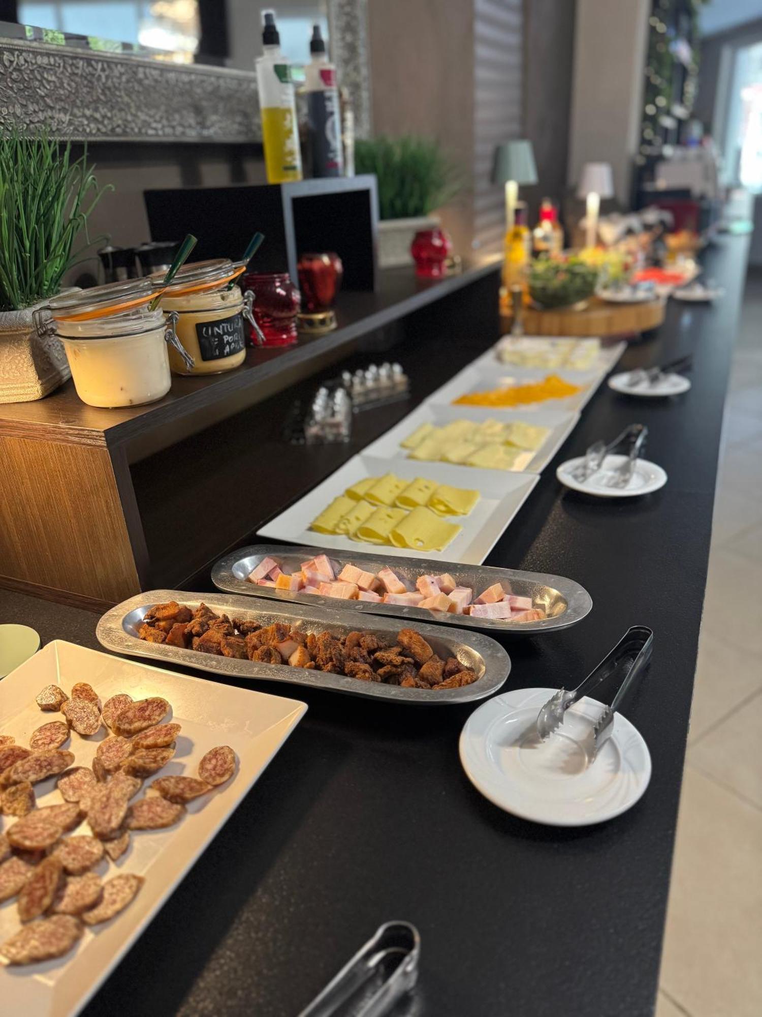 Valea Drăganului Vila Roca Hotel And Spa מראה חיצוני תמונה